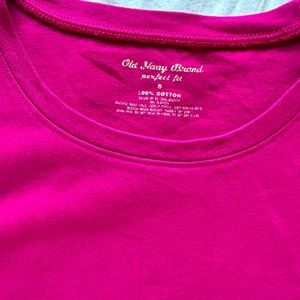 Fuchsia short-sleeve Old Navy top